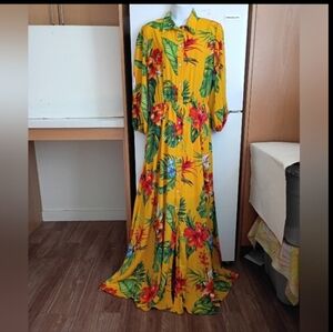 Nichole Lynel Yellow Floral Buttoned Down Maxi Dress sz M